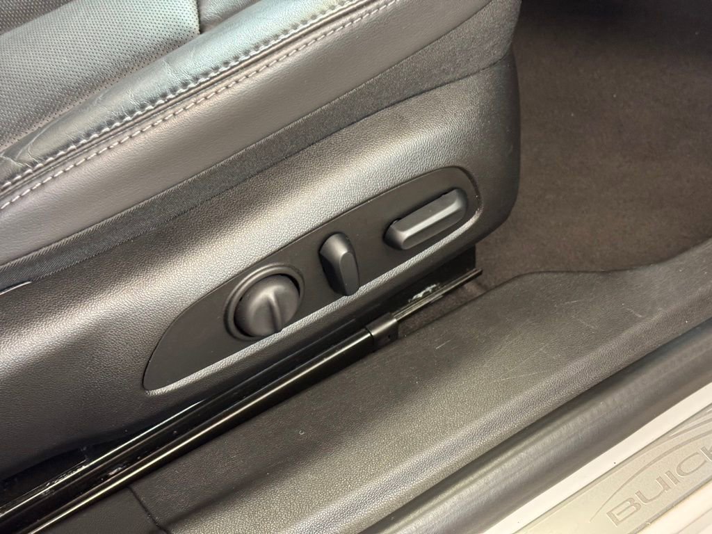 Used 2019 Buick LaCrosse Essence image 29