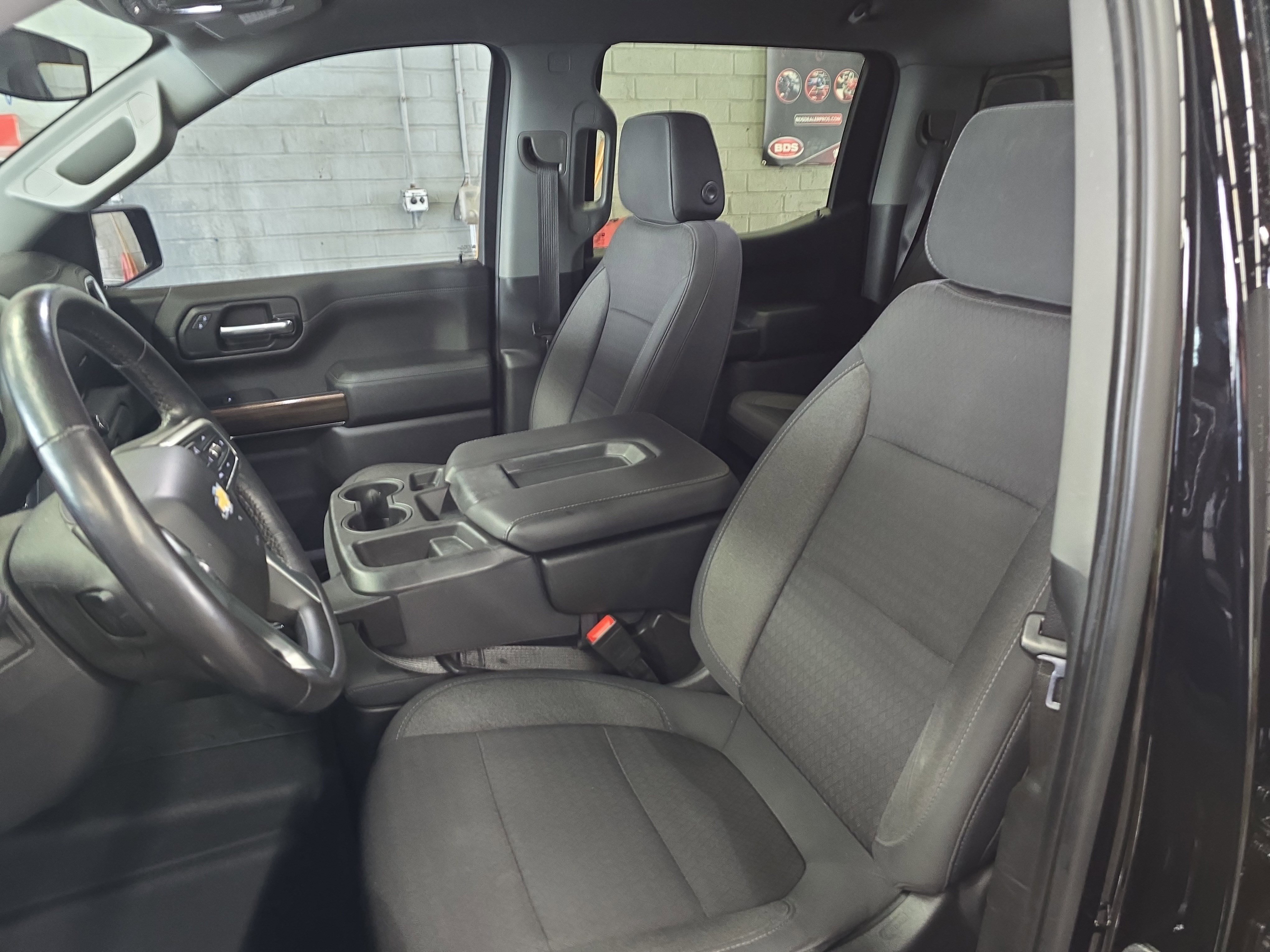 Used 2020 Chevrolet Silverado 1500 LT w/ All-Star Edition AWD/4WD image 14