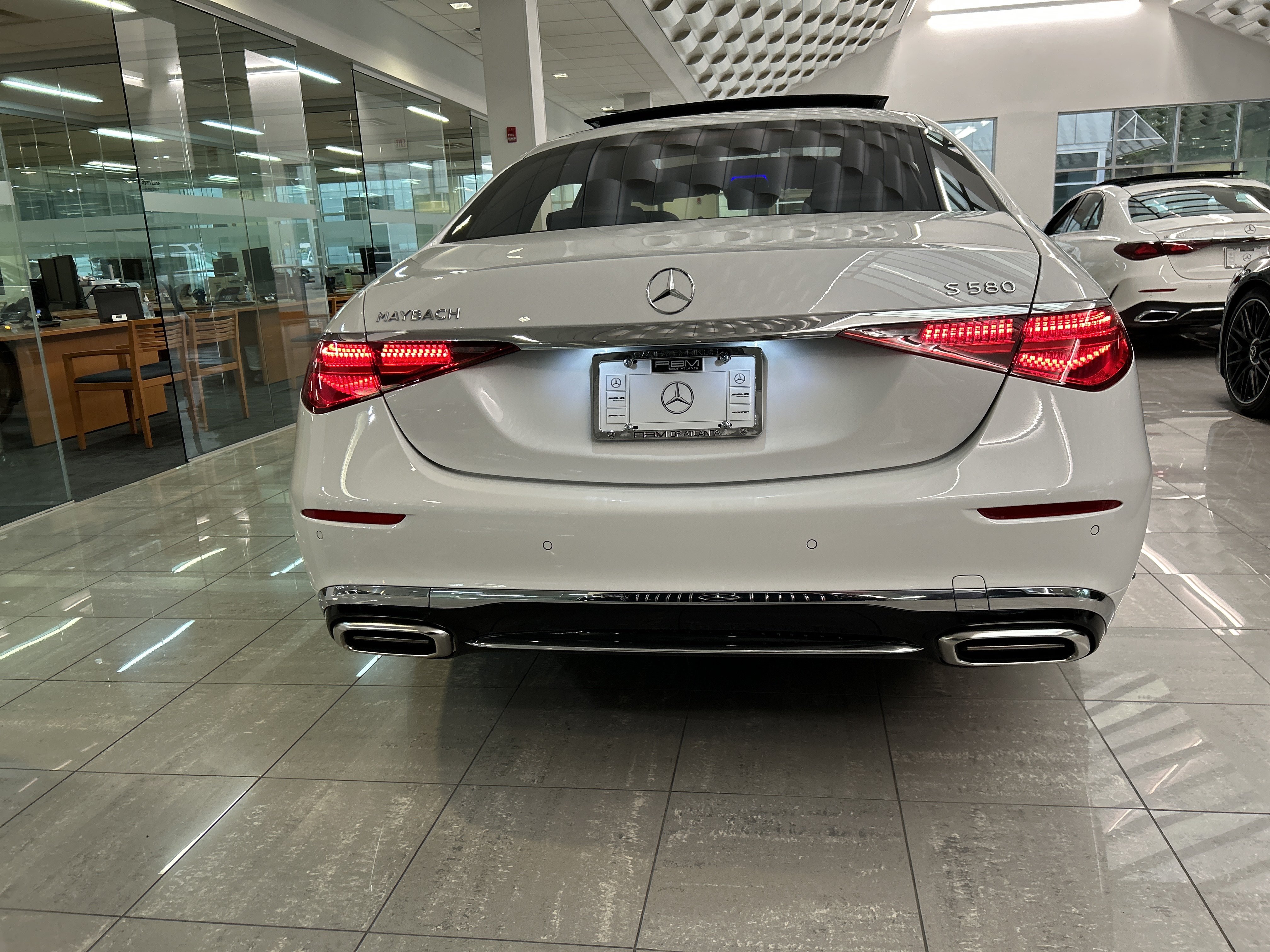 Certified 2024 Mercedes-Benz Maybach S 580 4MATIC image 7