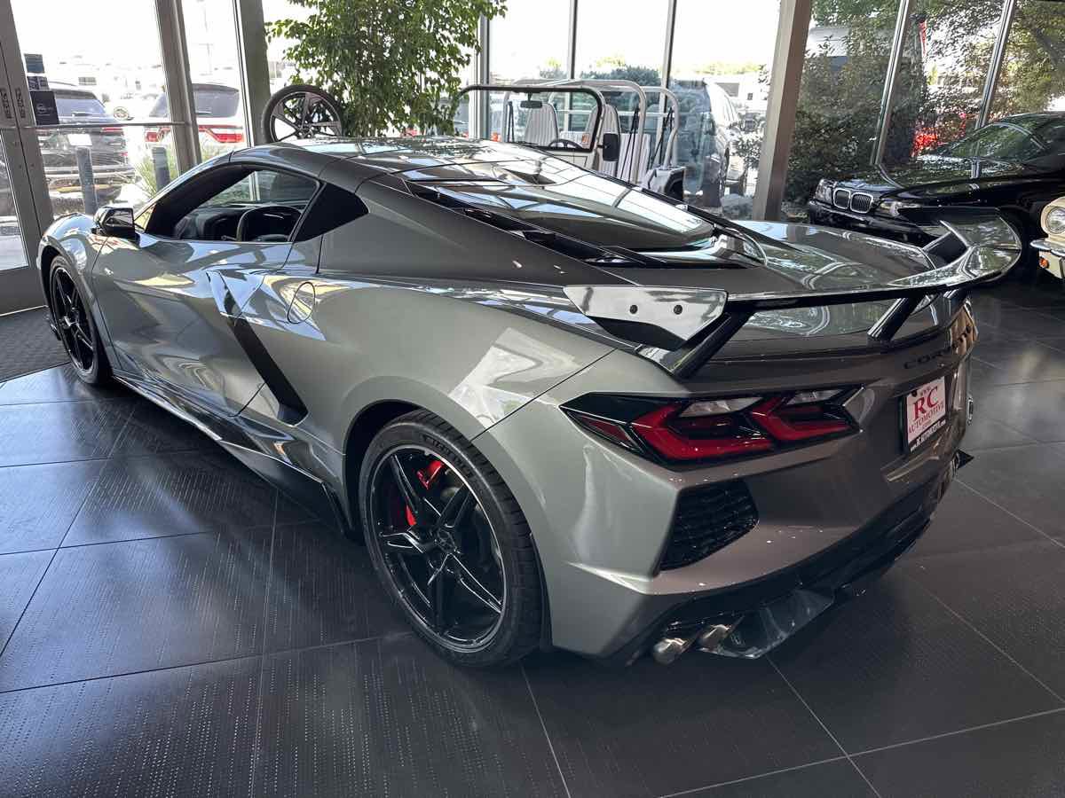 Used 2022 Chevrolet Corvette Stingray Preferred Cpe w/ Z51 Performance Package image 6