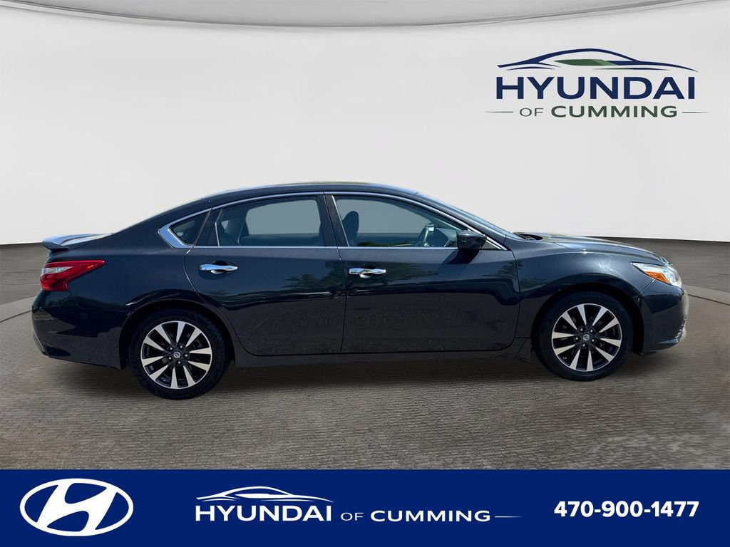 Used 2017 Nissan Altima 2.5 SV FWD image 8