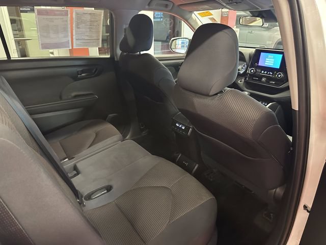 Certified 2025 Toyota Highlander LE AWD/4WD image 14