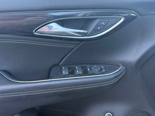 Certified 2022 Buick Envision Preferred FWD image 23