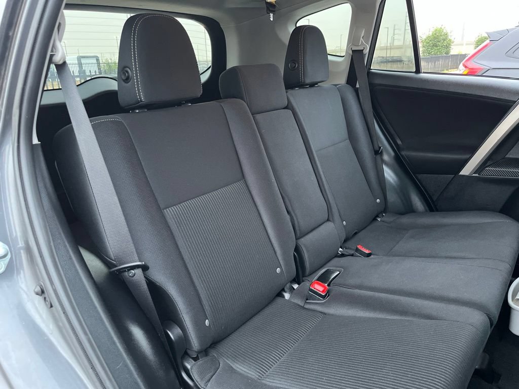 Used 2015 Toyota RAV4 XLE FWD image 27