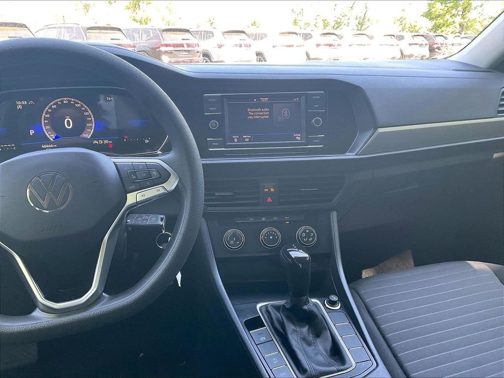 Certified 2023 Volkswagen Jetta S FWD image 18
