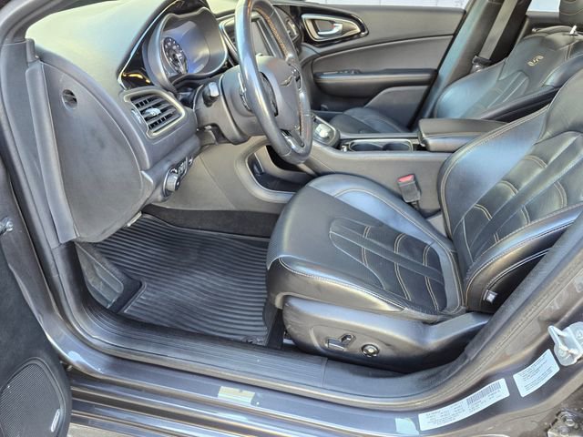Used 2017 Chrysler 200 S w/ Navigation & Sound Group I image 17