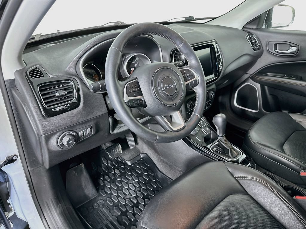Certified 2018 Jeep Compass Limited AWD/4WD image 15
