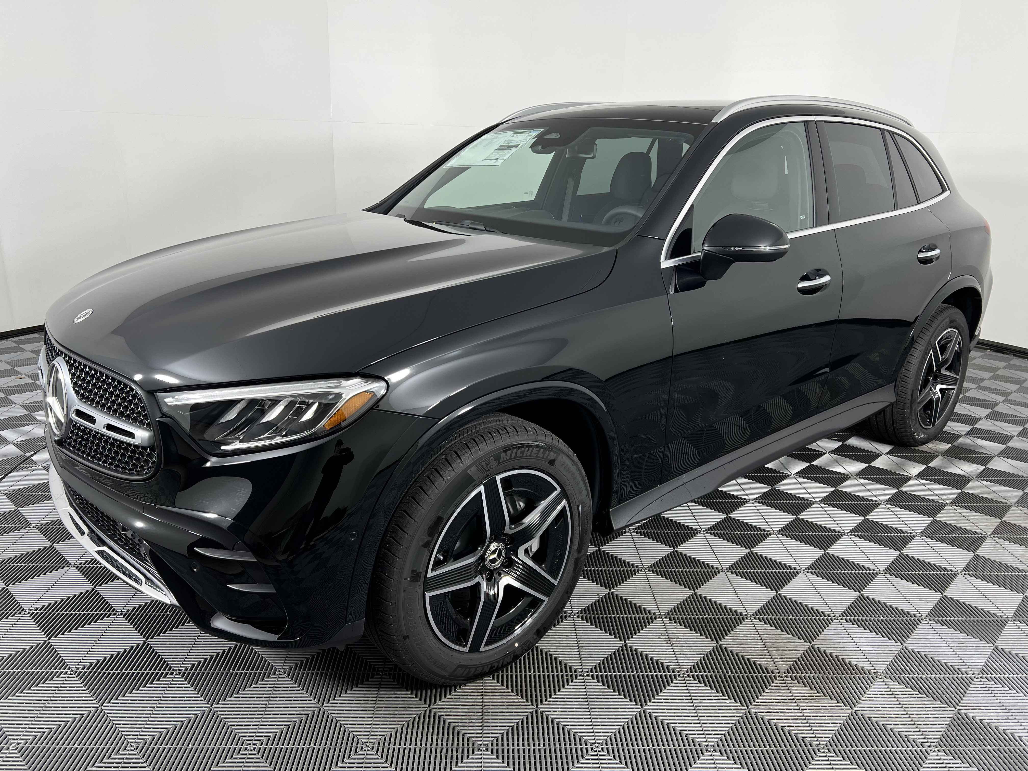 New 2026 Mercedes-Benz GLC 300 4MATIC image 7