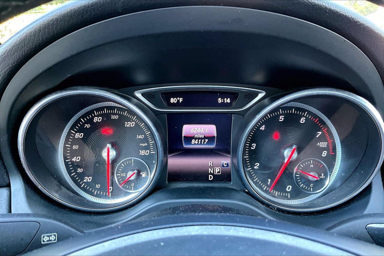 Used 2019 Mercedes-Benz CLA 250 4MATIC image 10