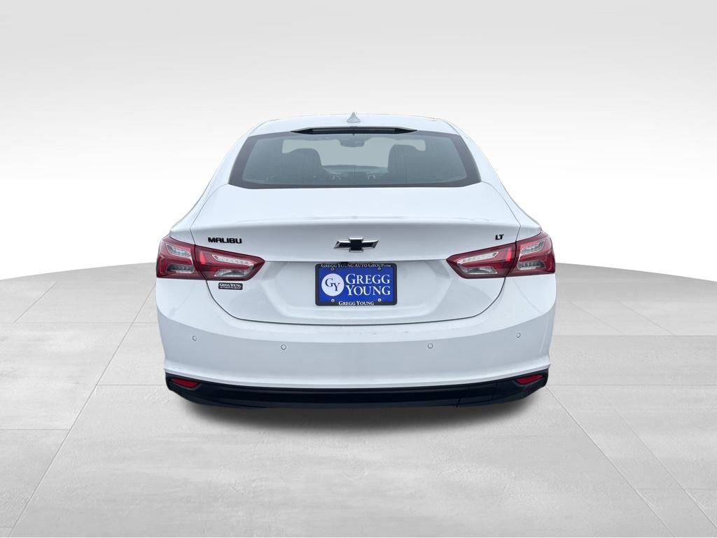 Used 2024 Chevrolet Malibu LT image 4