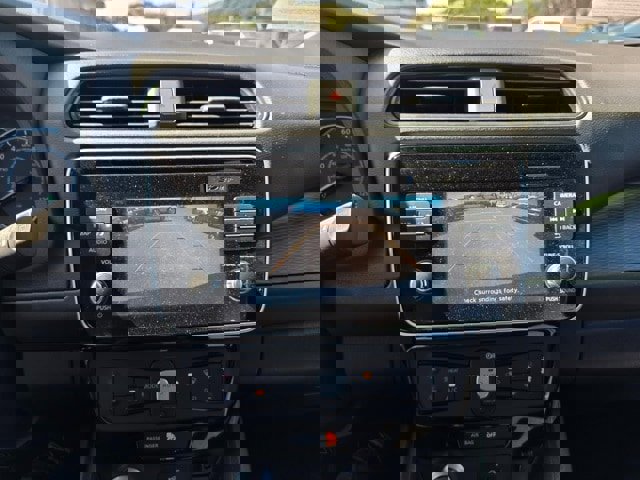 Used 2019 Nissan Leaf SV image 14