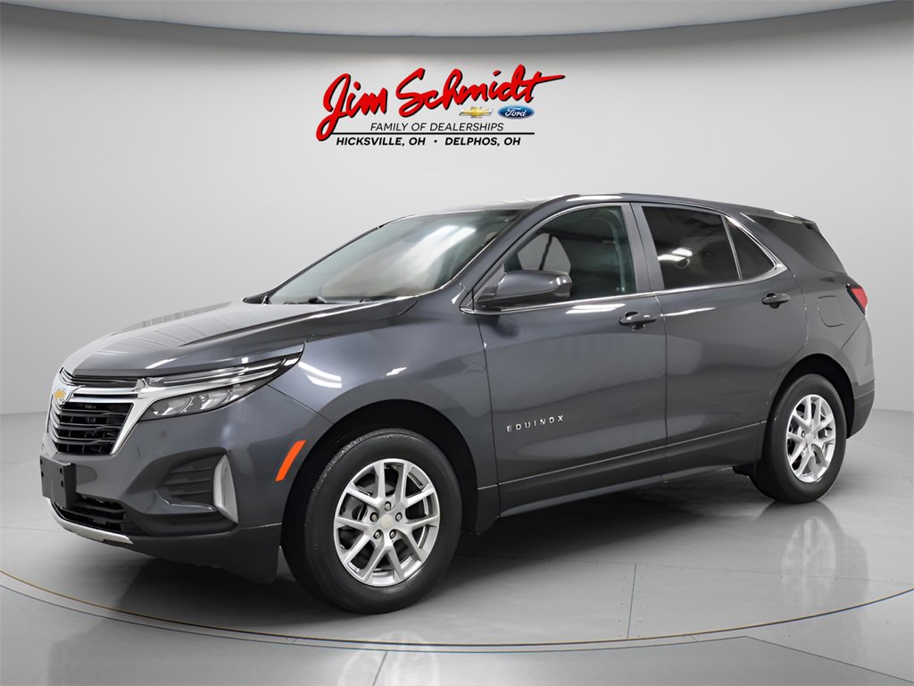Used 2023 Chevrolet Equinox LT image 2