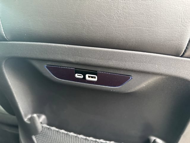 New 2027 Chrysler Pacifica Limited w/ S Appearance Package FWD image 34