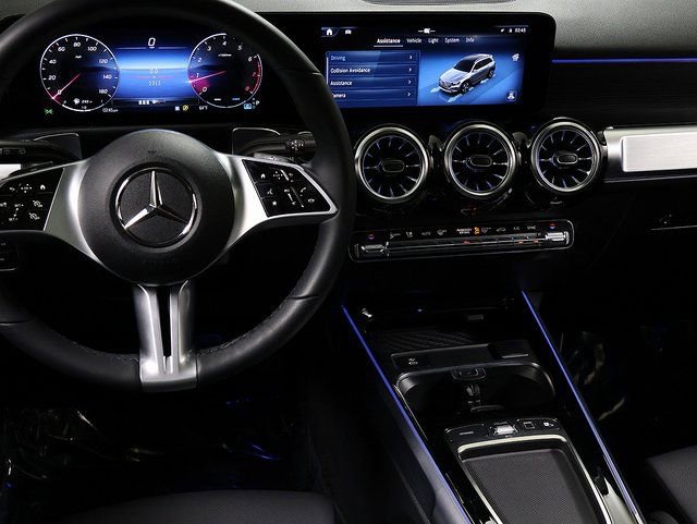 Certified 2026 Mercedes-Benz GLB 250 4MATIC image 15