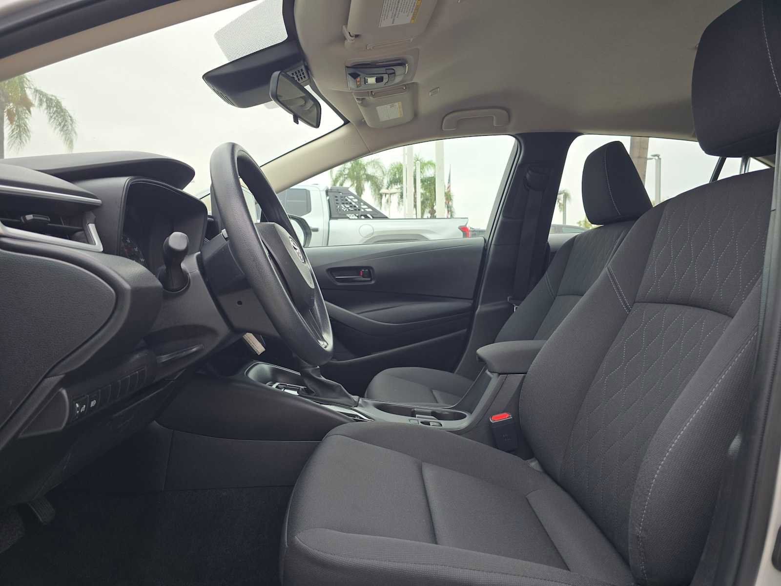 Certified 2025 Toyota Corolla LE FWD image 22