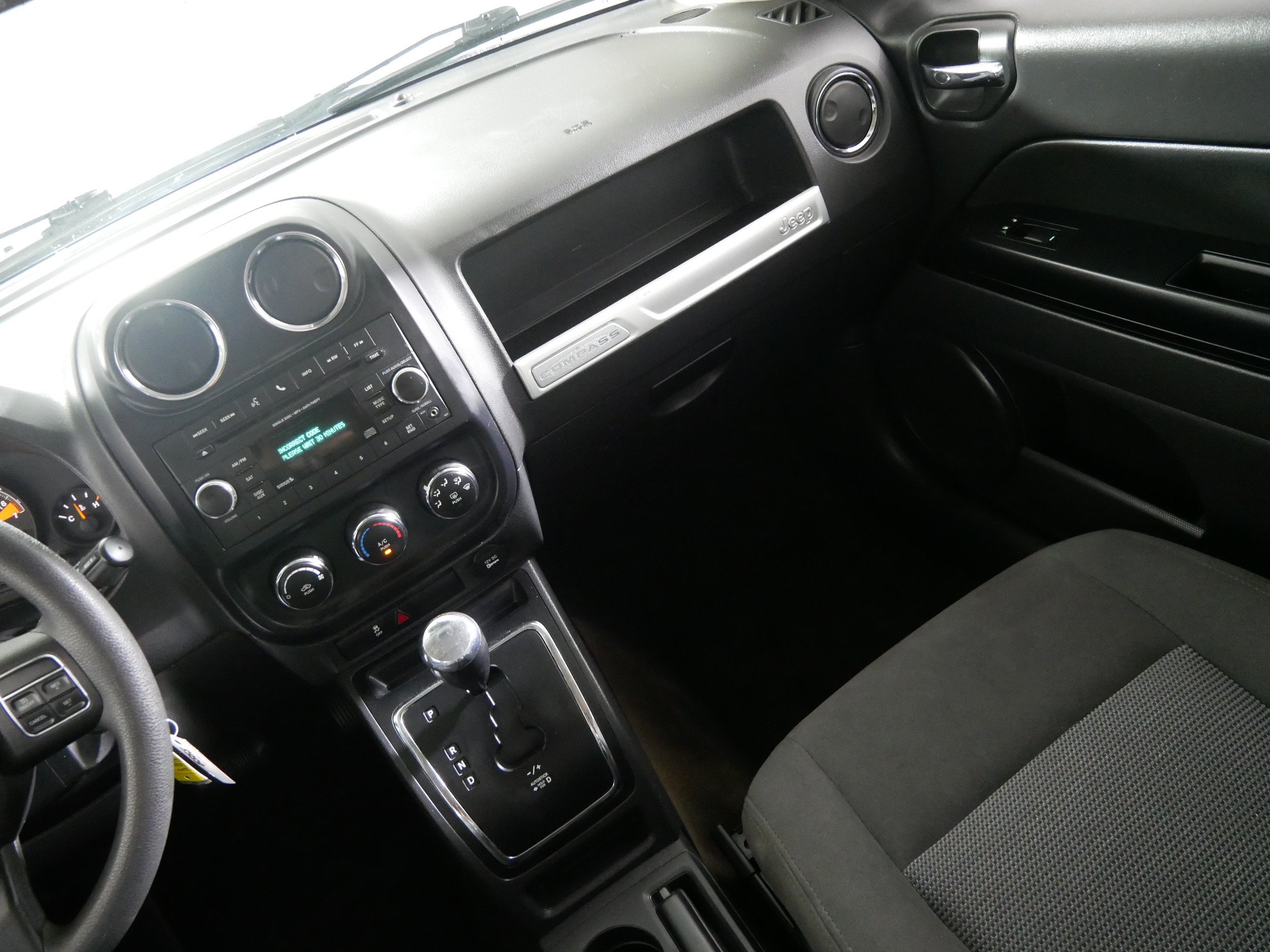 Used 2017 Jeep Compass Sport w/ Power Value Group AWD/4WD image 11