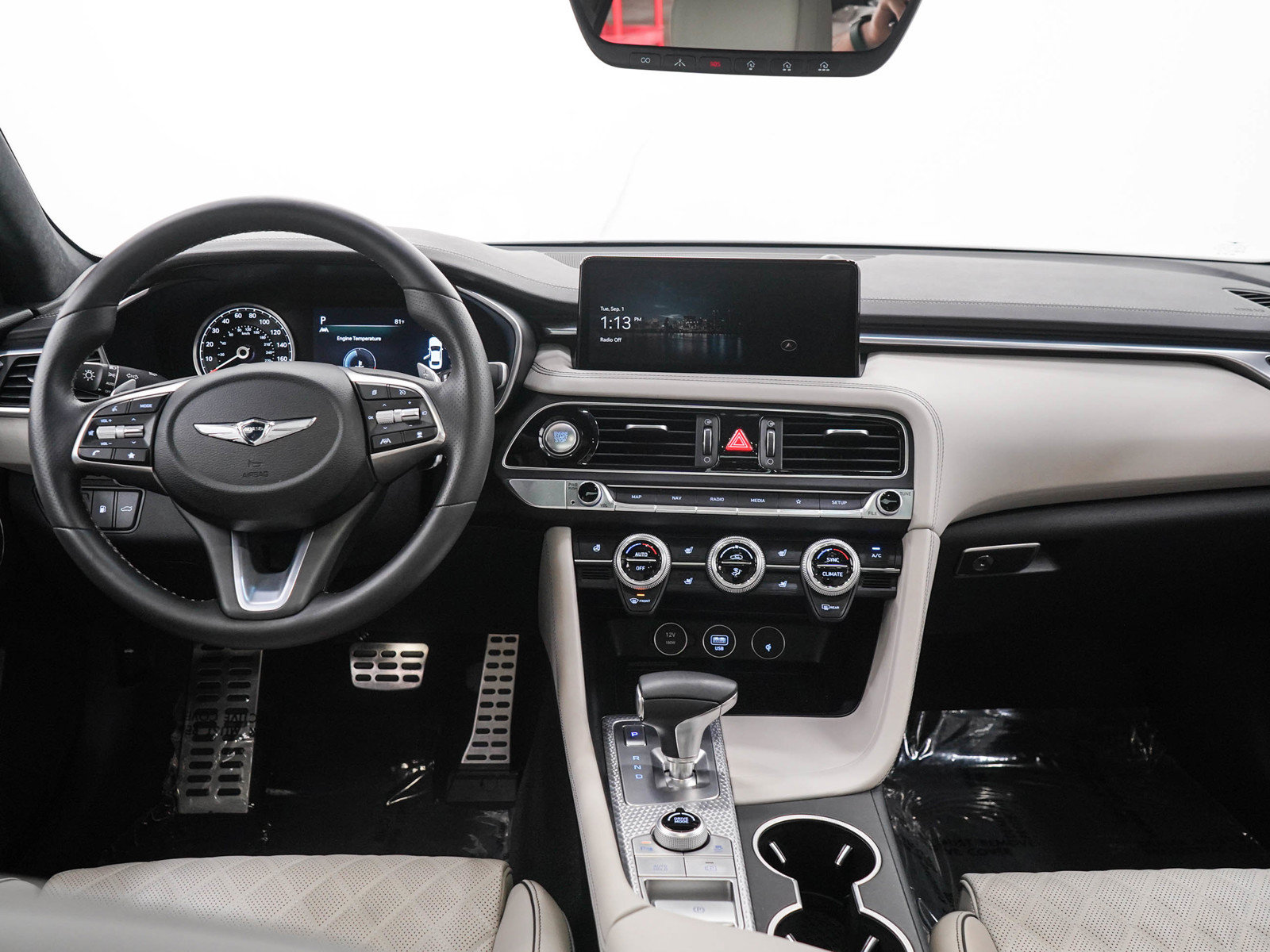 Used 2022 Genesis G70 3.3T w/ Sport Prestige Package AWD/4WD image 14