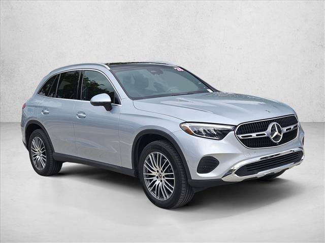 Certified 2026 Mercedes-Benz GLC 300 image 3