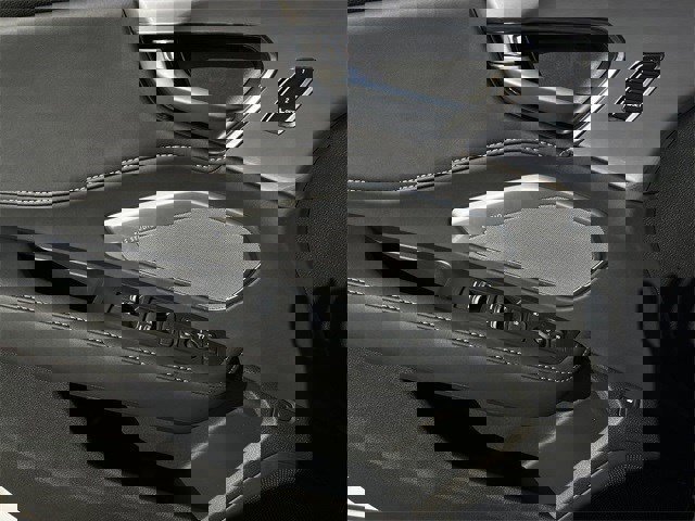 Used 2025 Acura RDX w/ Technology Package image 26