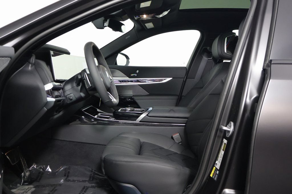 New 2026 BMW i7 eDrive50 w/ M Sport Package RWD image 5