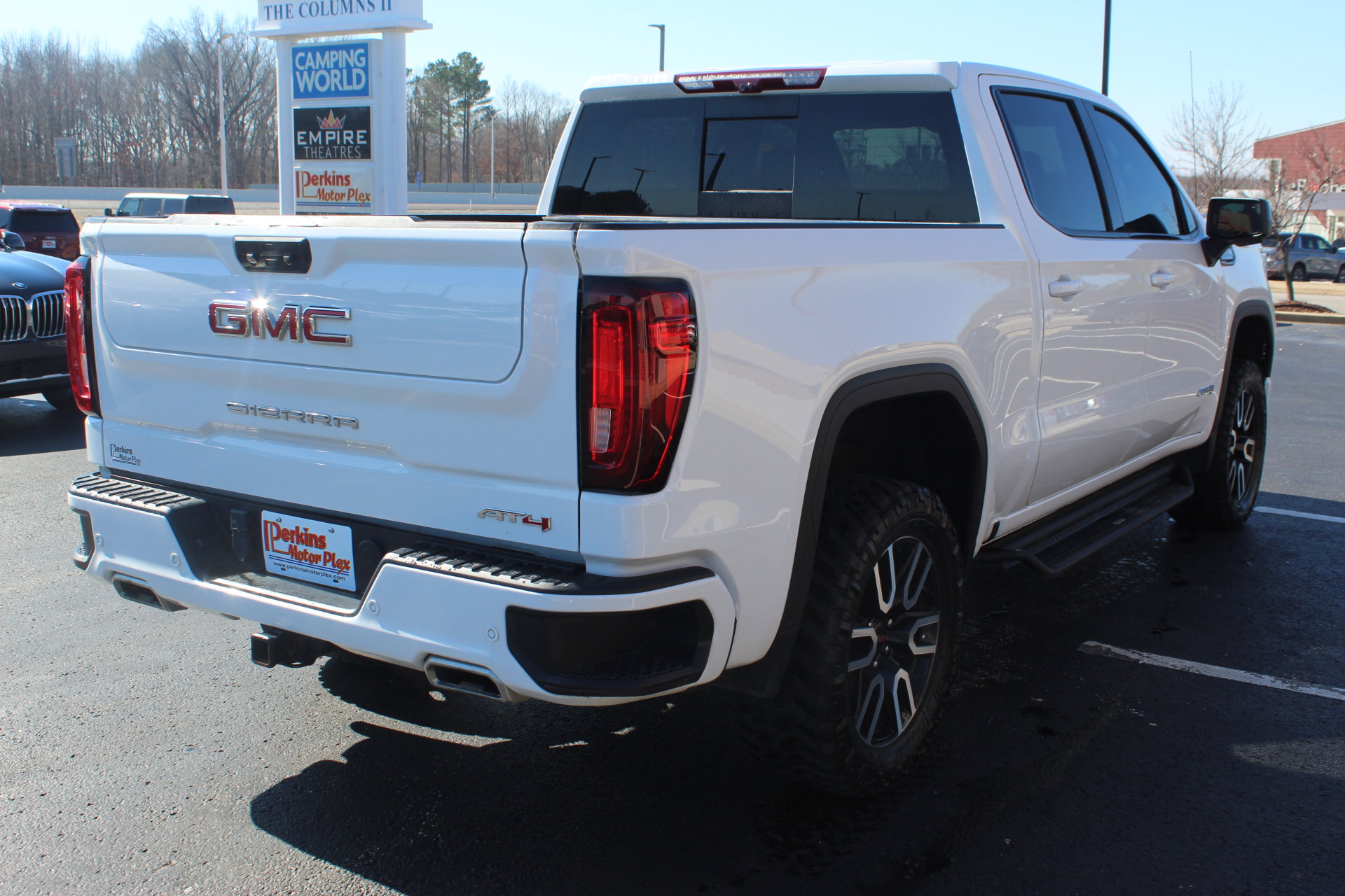 Used 2023 GMC Sierra 1500 AT4 w/ AT4 Premium Package image 6