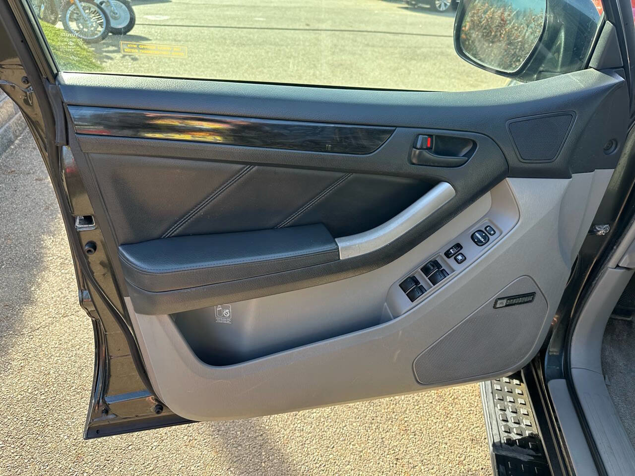 Used 2007 Toyota 4Runner Limited image 15