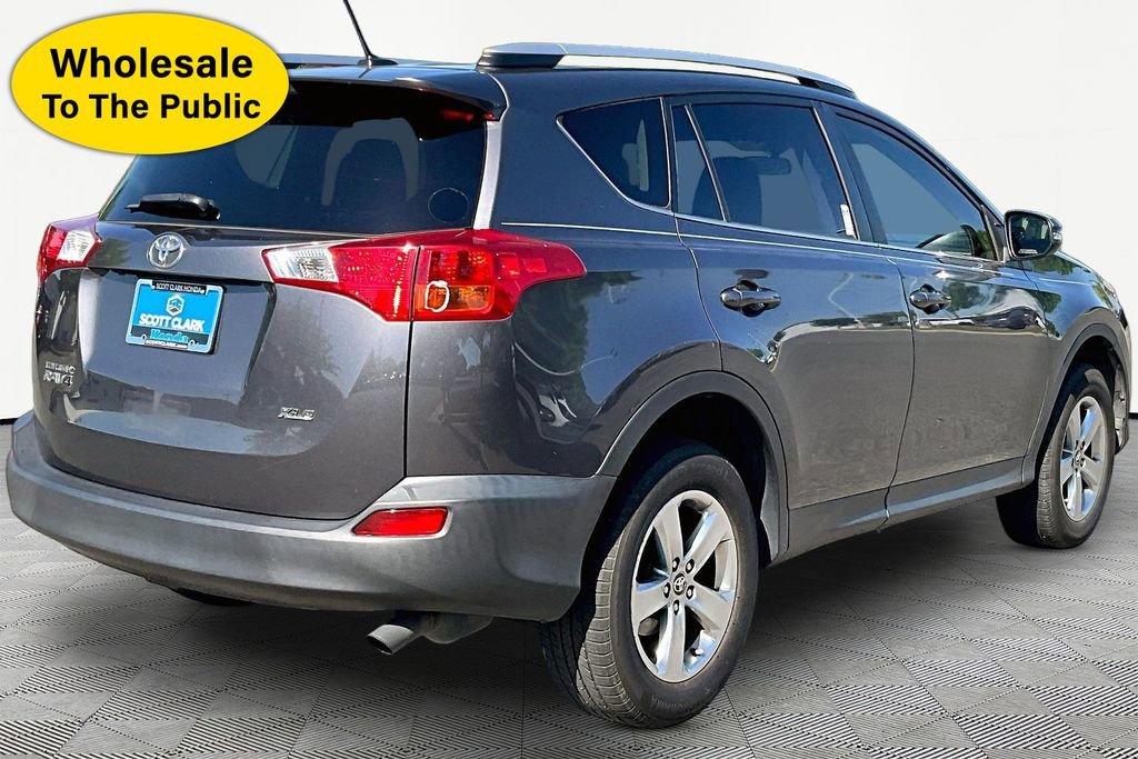Used 2015 Toyota RAV4 XLE FWD image 5