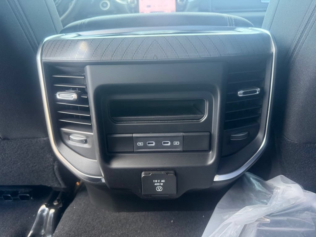 New 2026 RAM 2500 Big Horn AWD/4WD image 42