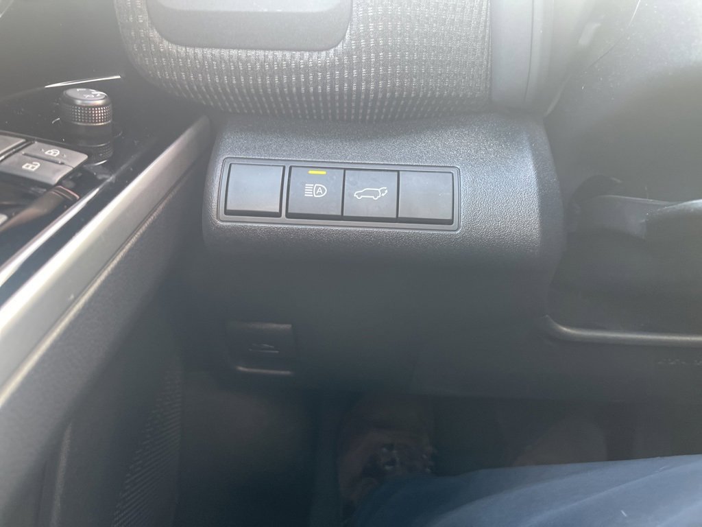 Used 2025 Toyota bZ4X FWD w/ Weather Package image 21