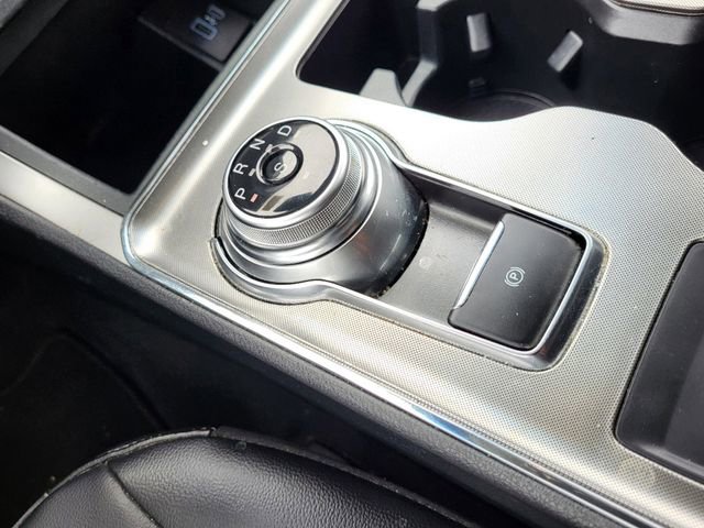 Used 2022 Ford Edge SEL image 11