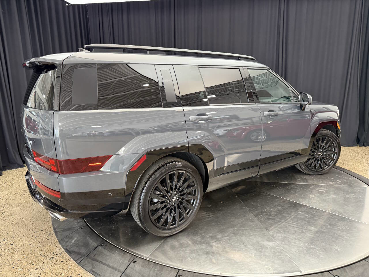 Used 2024 Hyundai Santa Fe Calligraphy image 11