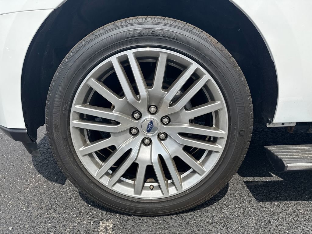 Used 2024 Ford Expedition Limited image 31