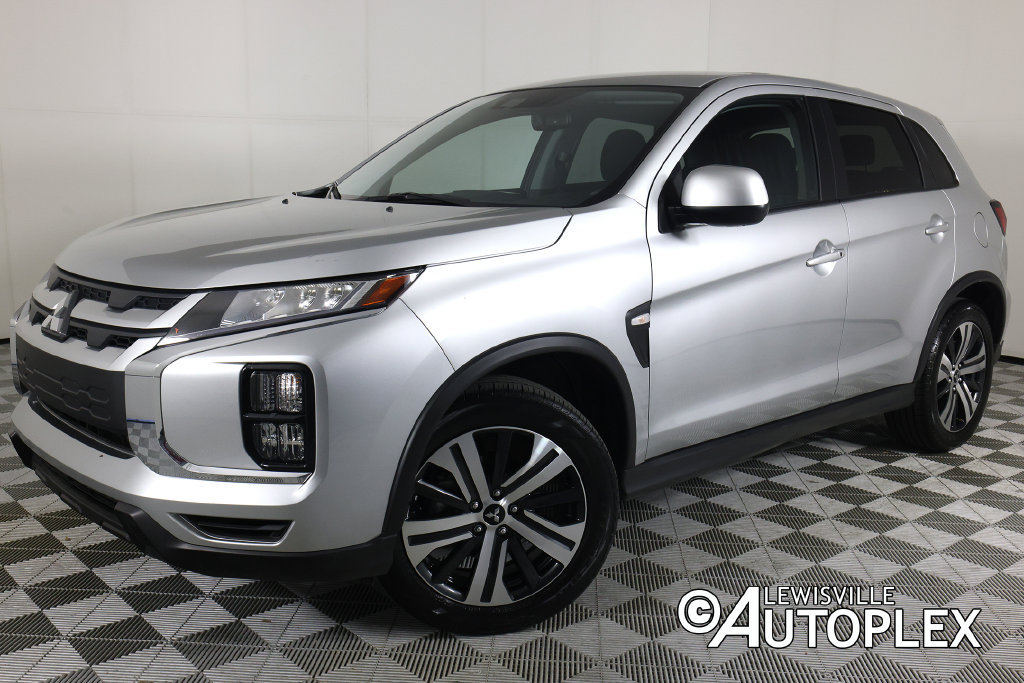 Used 2026 Mitsubishi Outlander Sport ES AWD/4WD image 1