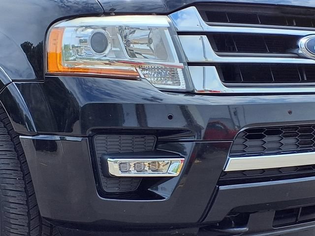 Used 2017 Ford Expedition EL Limited w/ Equipment Group 301A AWD/4WD image 35