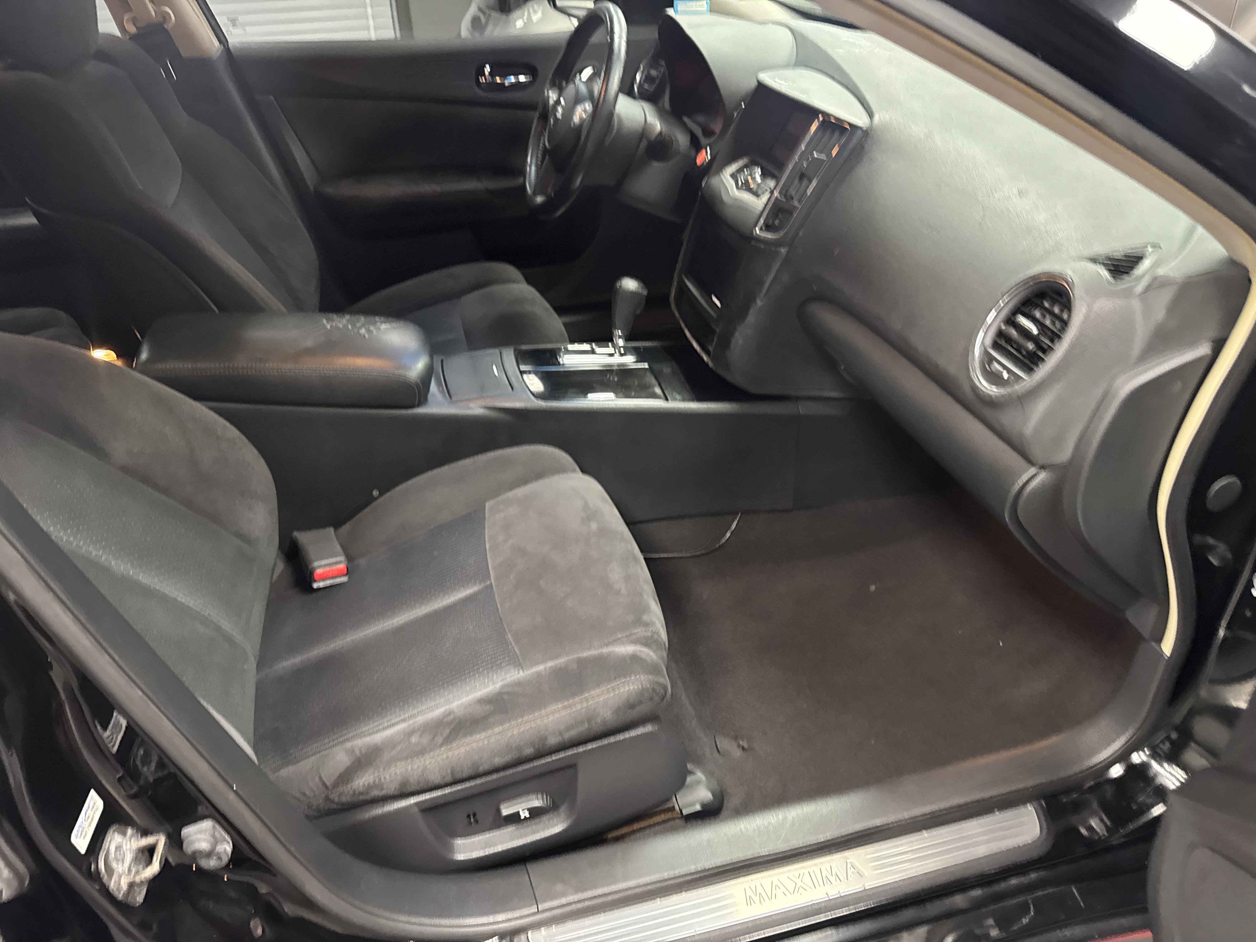 Used 2010 Nissan Maxima 3.5 S image 11