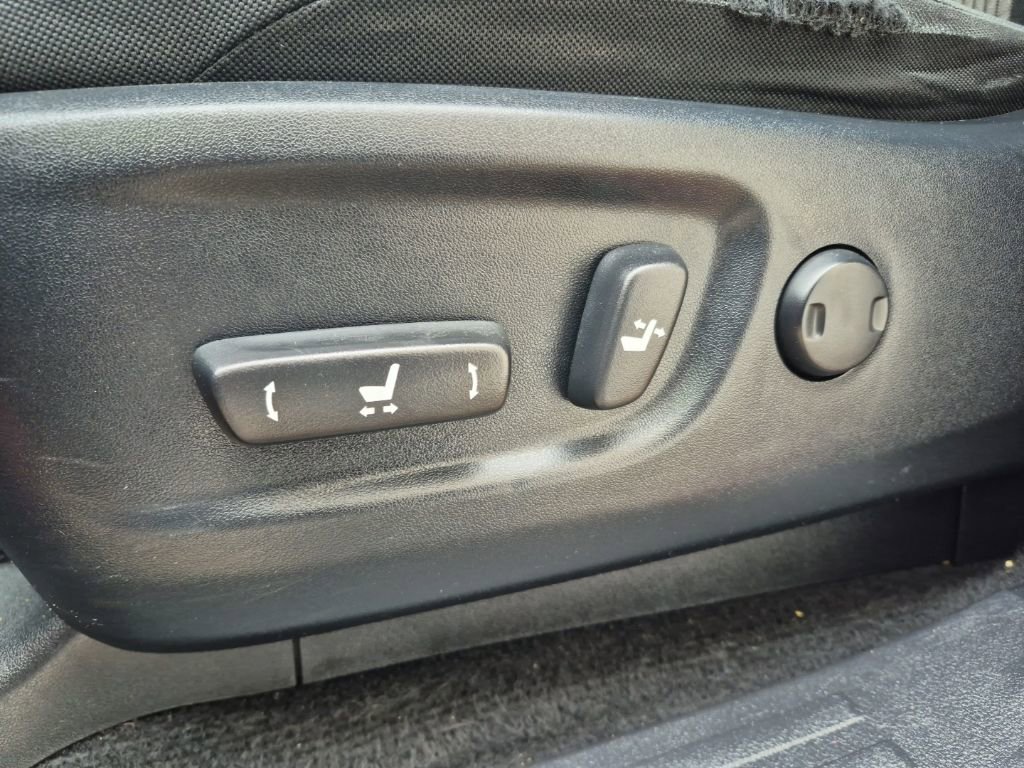 Used 2019 Toyota 4Runner SR5 image 18