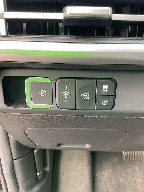 Used 2024 Hyundai Santa Fe XRT image 29
