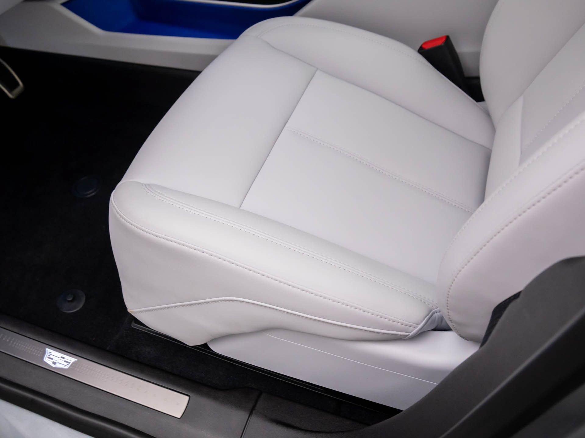 New 2026 Cadillac Optiq Luxury 1 AWD/4WD image 15