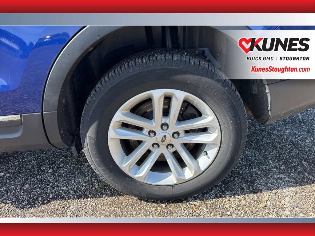 Used 2015 Ford Explorer XLT AWD/4WD image 17