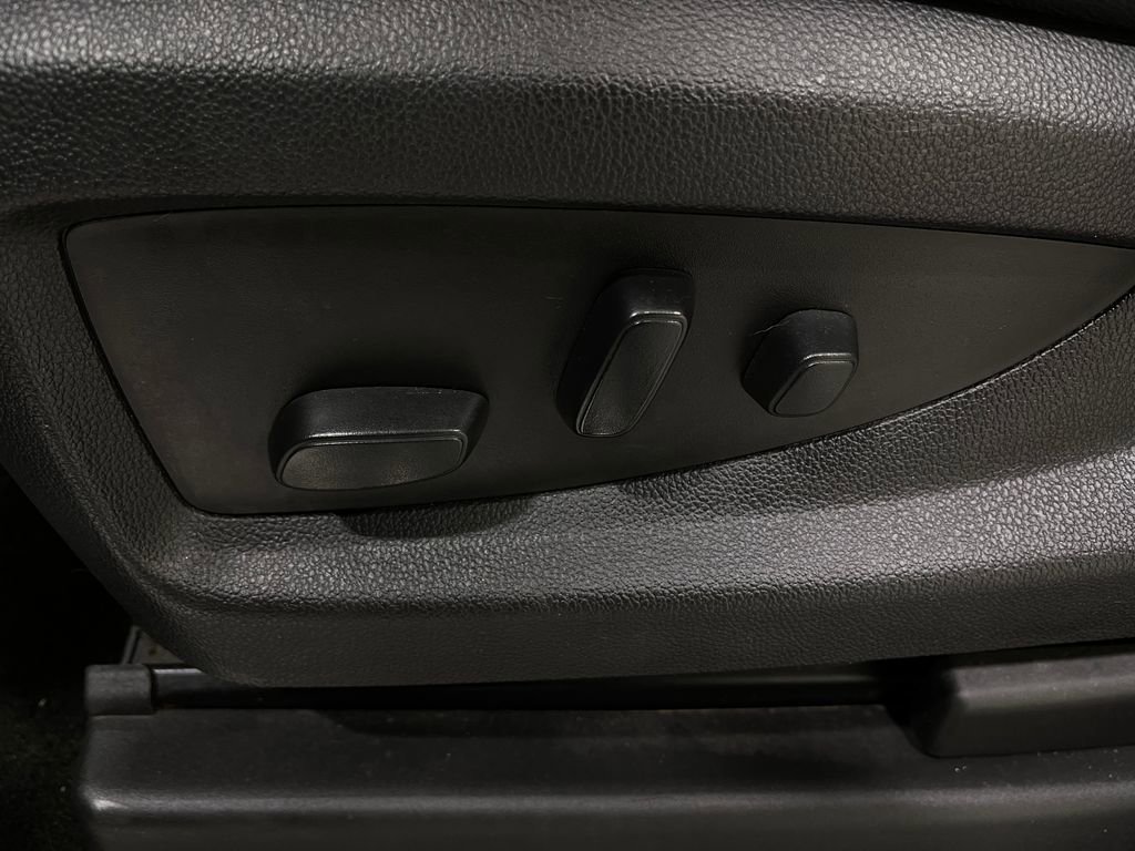 Used 2018 Chevrolet Tahoe Premier image 20