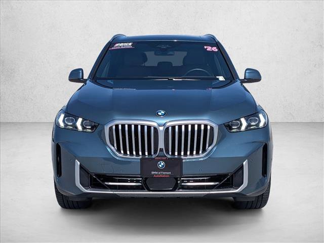 Used 2026 BMW X5 xDrive40i AWD/4WD image 2