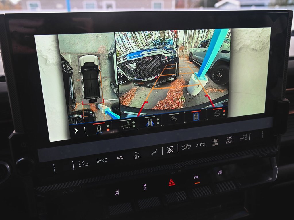 Used 2024 GMC Hummer EV 3X image 22