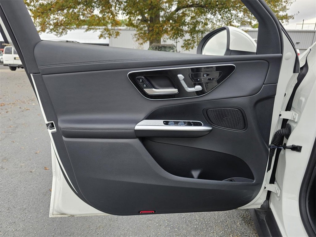 Certified 2024 Mercedes-Benz GLC 300 4MATIC image 12