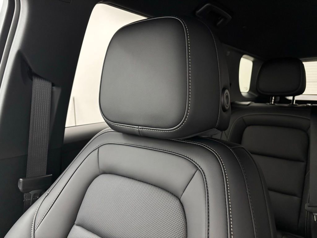 New 2026 GMC Terrain Elevation w/ Elevation Premium Package image 43