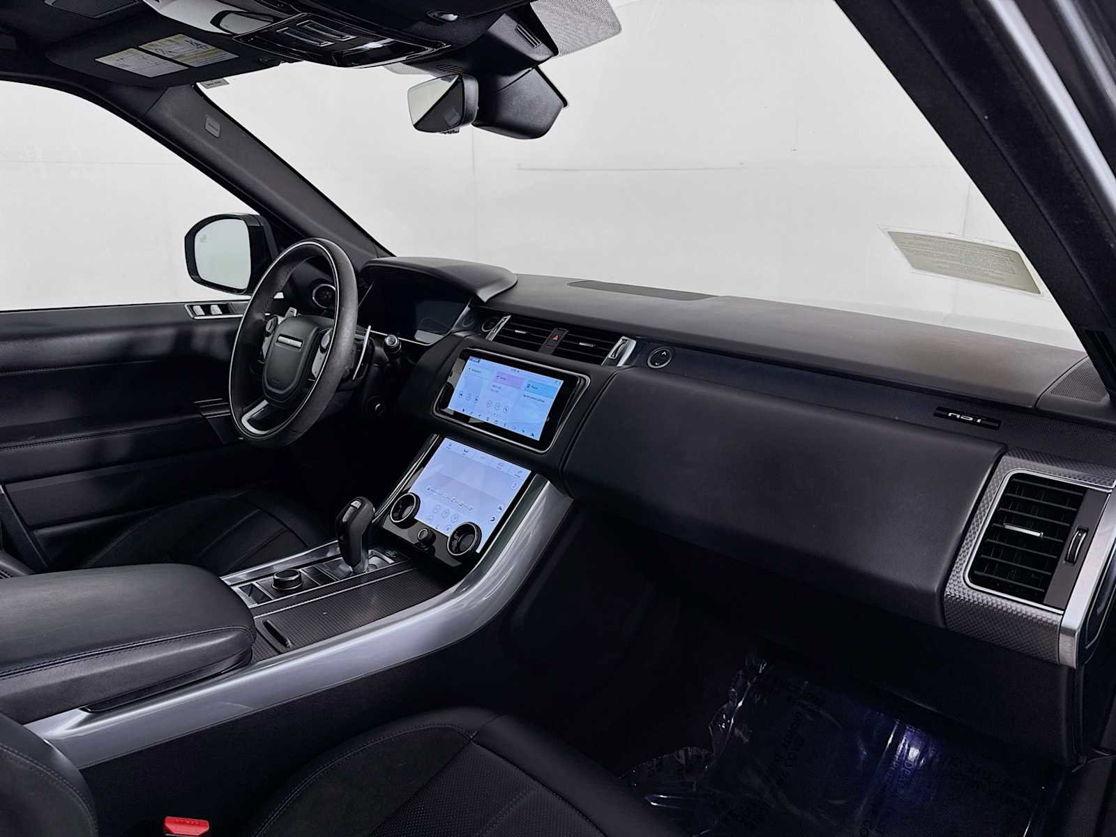 Used 2021 Land Rover Range Rover Sport HST image 27