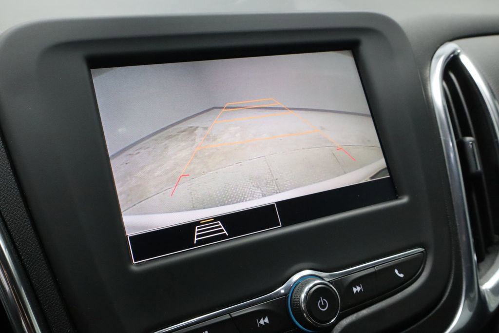 Used 2022 Chevrolet Equinox LT image 3