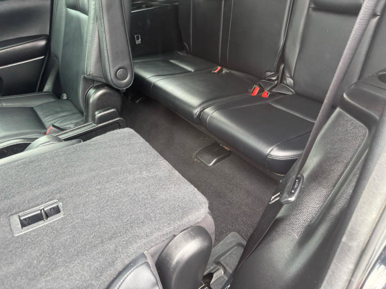 Used 2017 Toyota Highlander SE AWD/4WD image 23