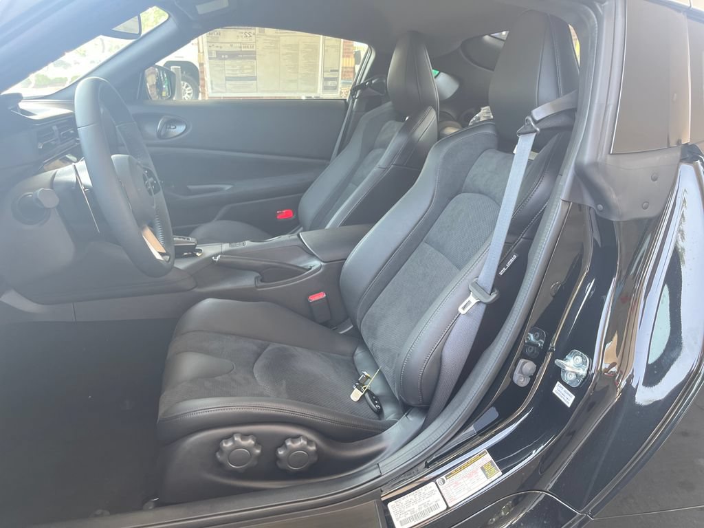 New 2026 Nissan Z Performance w/ Floor Mat Package RWD image 9