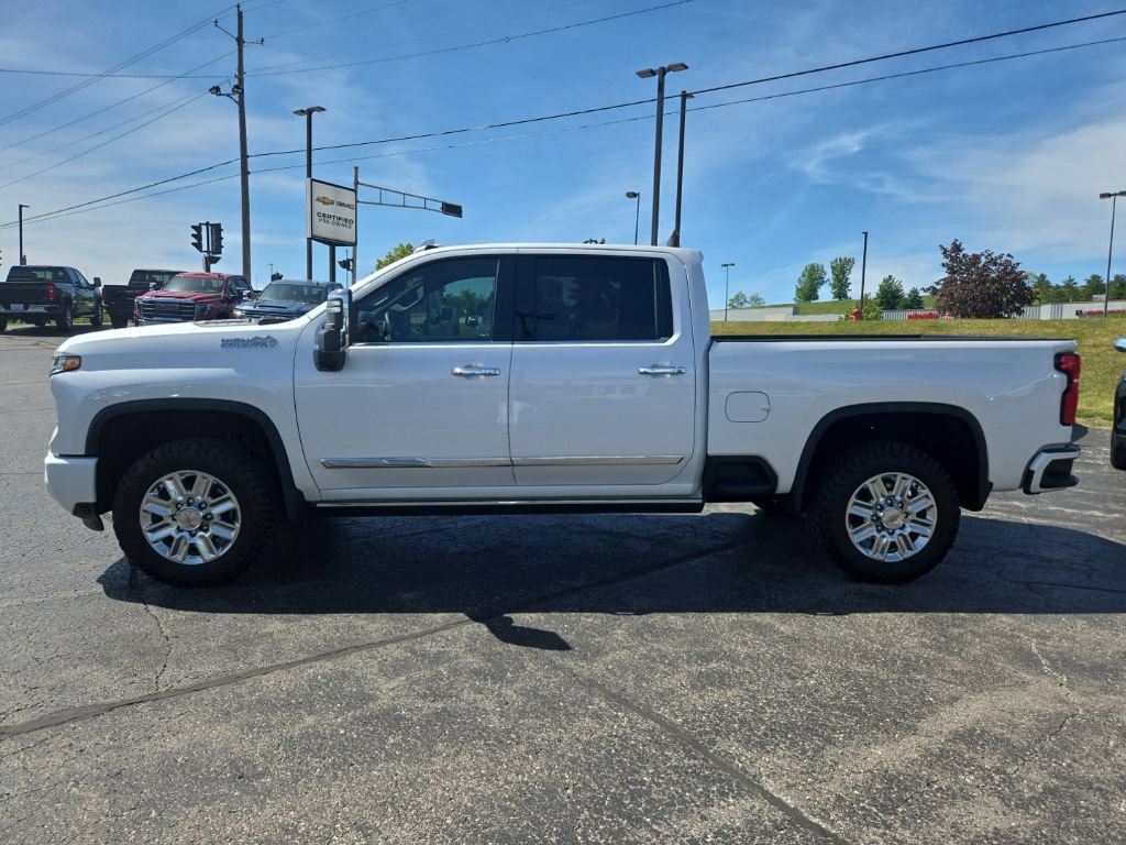 Certified 2025 Chevrolet Silverado 2500 High Country w/ High Country Premium Package AWD/4WD image 6