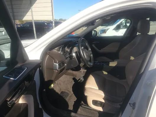 Used 2018 Jaguar F-PACE Prestige AWD/4WD image 9